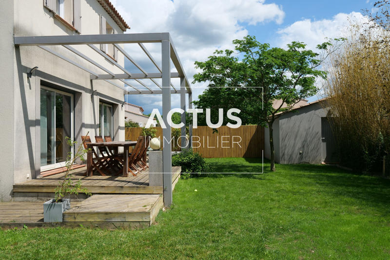 Maison - 101 m² - 5 pièces