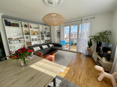 Appartement - 98 m² - 4 pièces