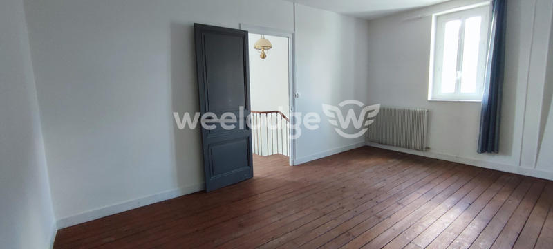 Maison - 210 m² - 6 pièces