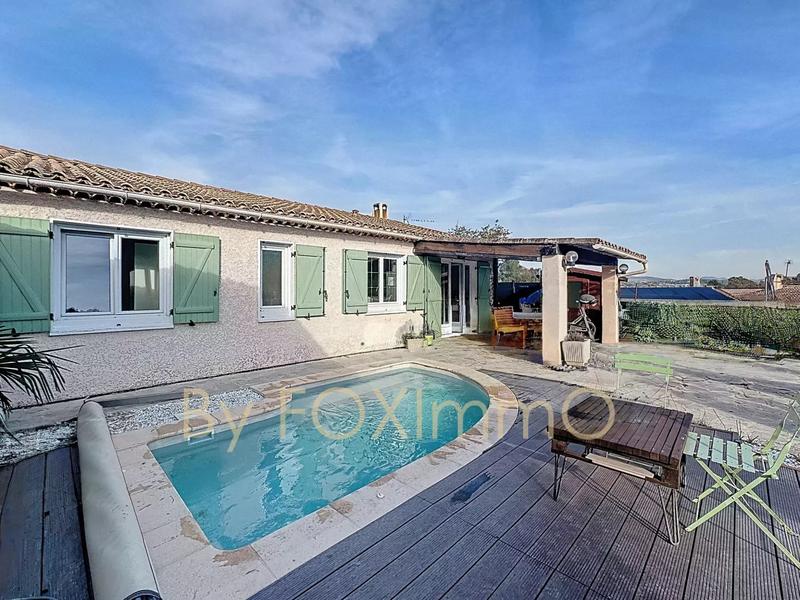 Maison - 95 m² - 4 pièces