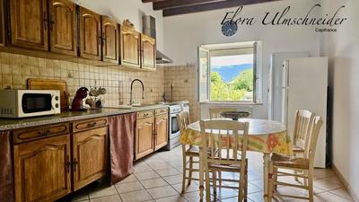 Maison - 159 m² - 5 pièces