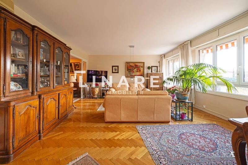 Appartement - 120 m² - 5 pièces