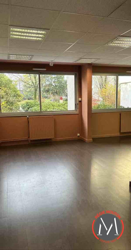 Local commercial - 116 m² - 3 pièces