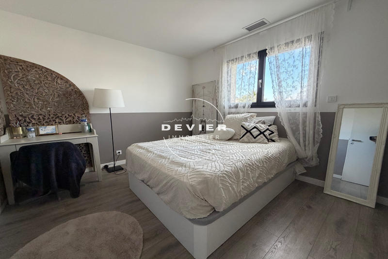 Maison contemporaine - 152 m² - 6 pièces