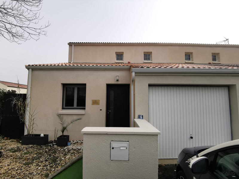 Maison - 79 m² - 4 pièces