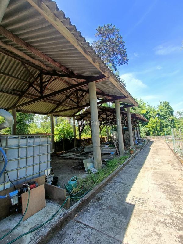 Maison - 288 m² - 12 pièces