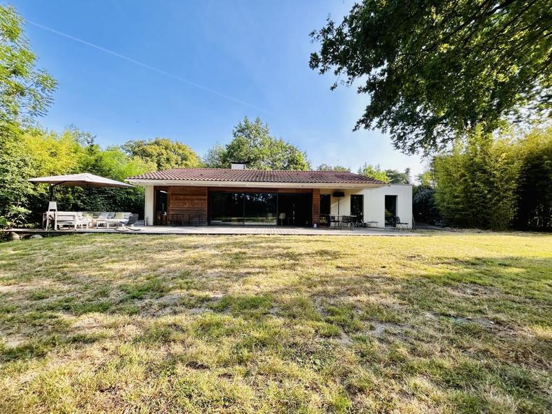 Maison - 143 m² - 5 pièces