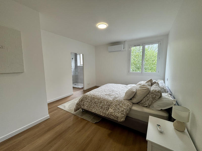 Appartement - 100 m² - 4 pièces