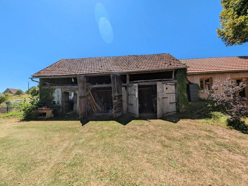 Maison - 260 m² - 9 pièces