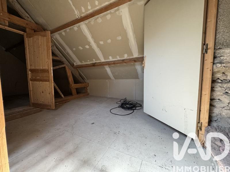 Maison - 208 m² - 6 pièces