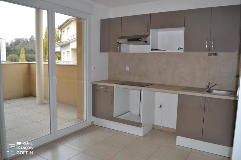 Appartement - 100 m² - 3 pièces
