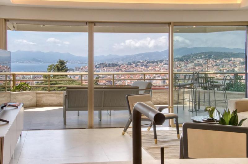 Appartement - 150 m² - 4 pièces