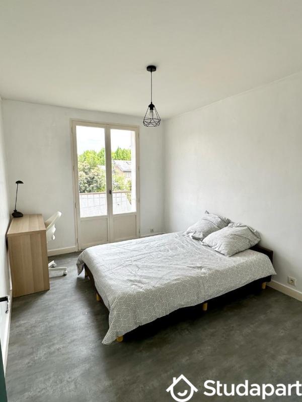 Chambre - 12 m² - 1 pièce