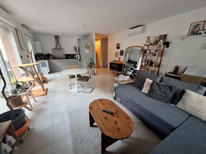 Appartement - 79 m² - 3 pièces