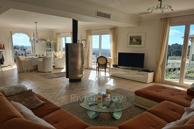 Villa - 162 m² - 6 pièces