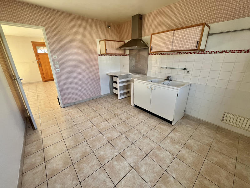 Maison - 90 m² - 5 pièces
