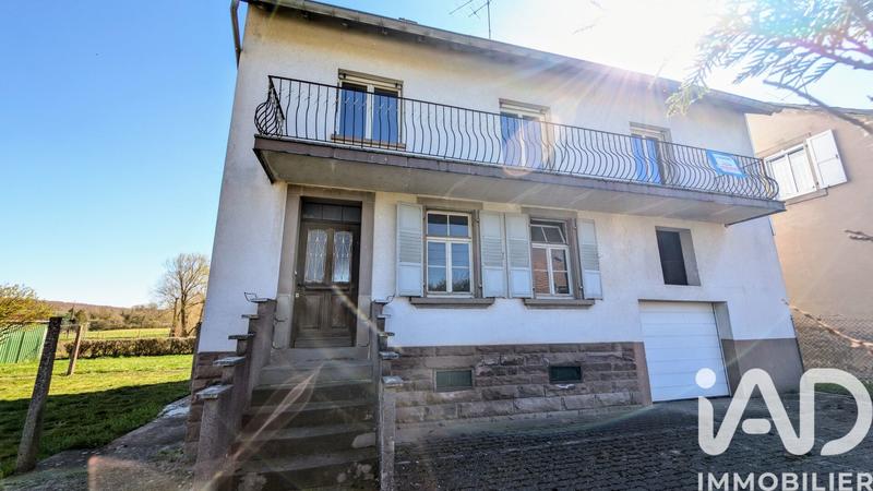 Maison - 212 m² - 8 pièces