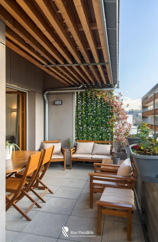 Appartement - 82 m² - 4 pièces