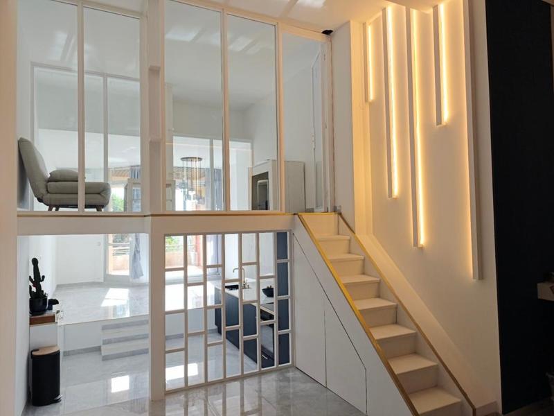 Loft - 84 m² - 2 pièces