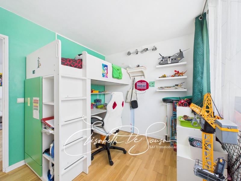 Appartement - 72 m² - 4 pièces