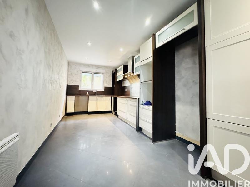 Maison - 121 m² - 4 pièces