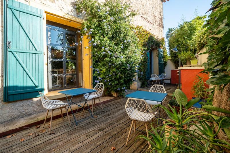 Maison - 550 m² - 10 pièces