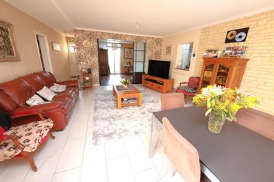 Maison - 143 m² - 7 pièces