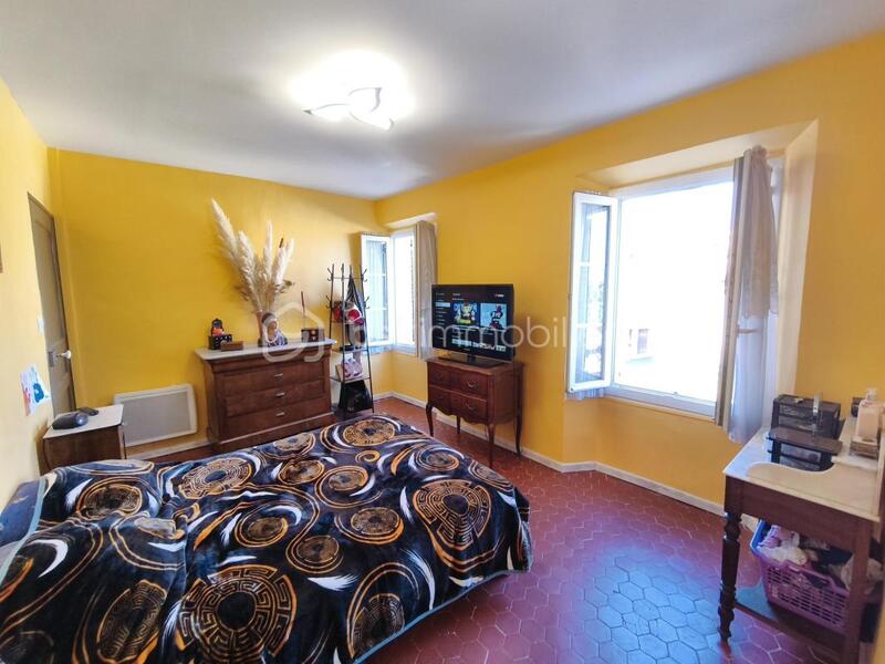 Maison de village - 95 m² - 5 pièces