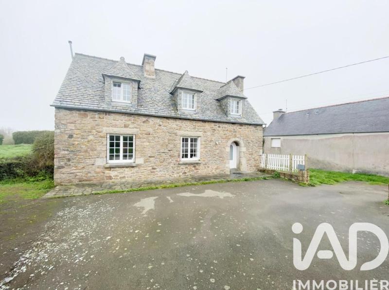 Maison - 90 m² - 4 pièces