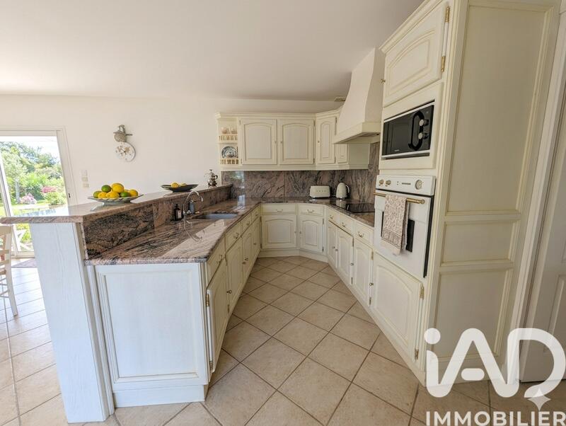 Maison - 139 m² - 5 pièces