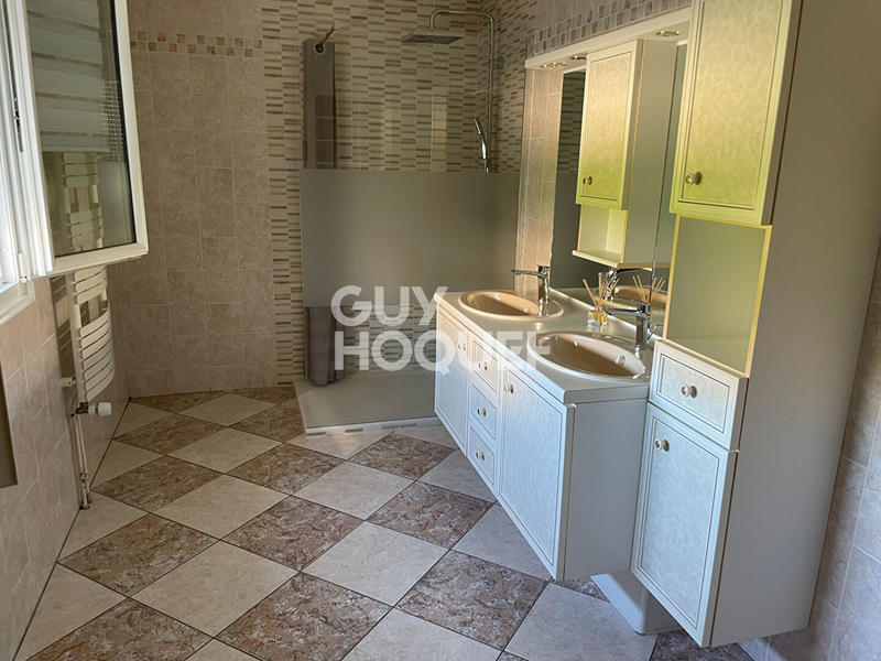 Maison - 115 m² - 6 pièces