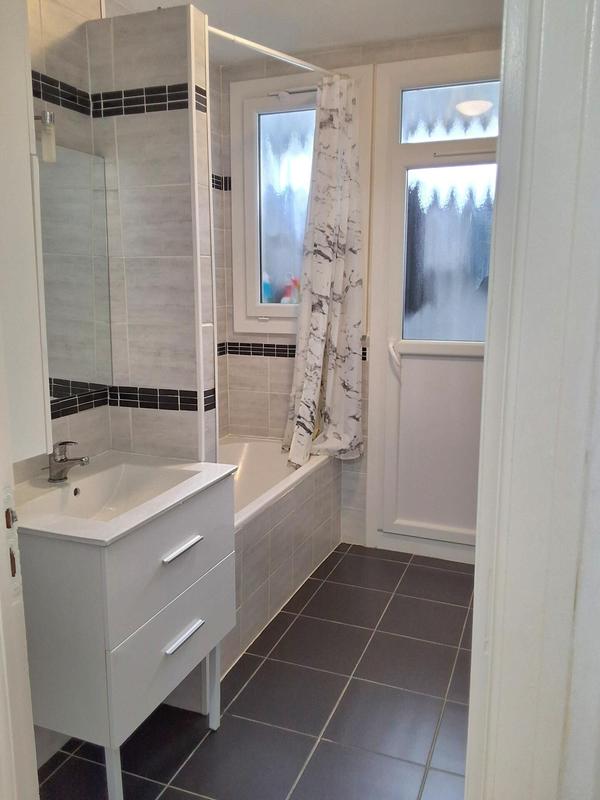 Appartement - 65 m² - 4 pièces