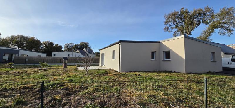 Maison - 105 m² - 5 pièces