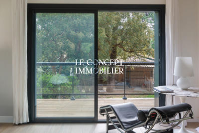 Maison - 200 m² - 7 pièces