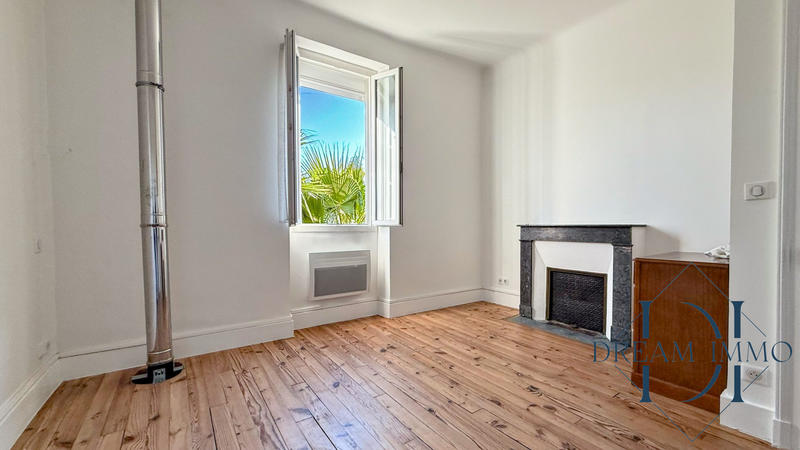 Maison - 180 m² - 6 pièces