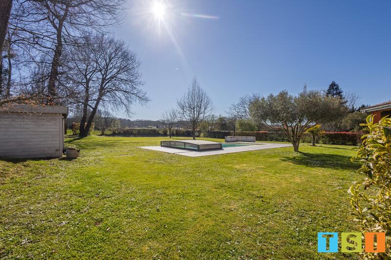 Villa - 240 m² - 7 pièces