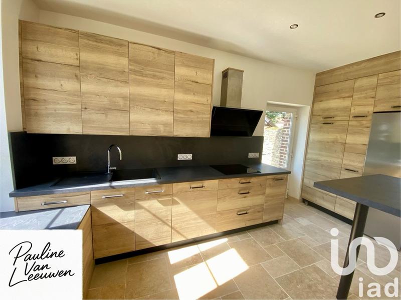 Maison - 243 m² - 5 pièces