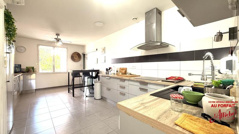 Maison - 194 m² - 7 pièces