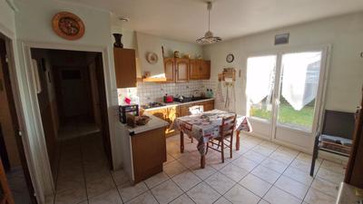 Maison - 85 m² - 5 pièces