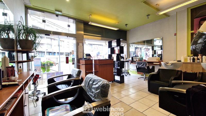 Local commercial - 30 m² - 1 pièce