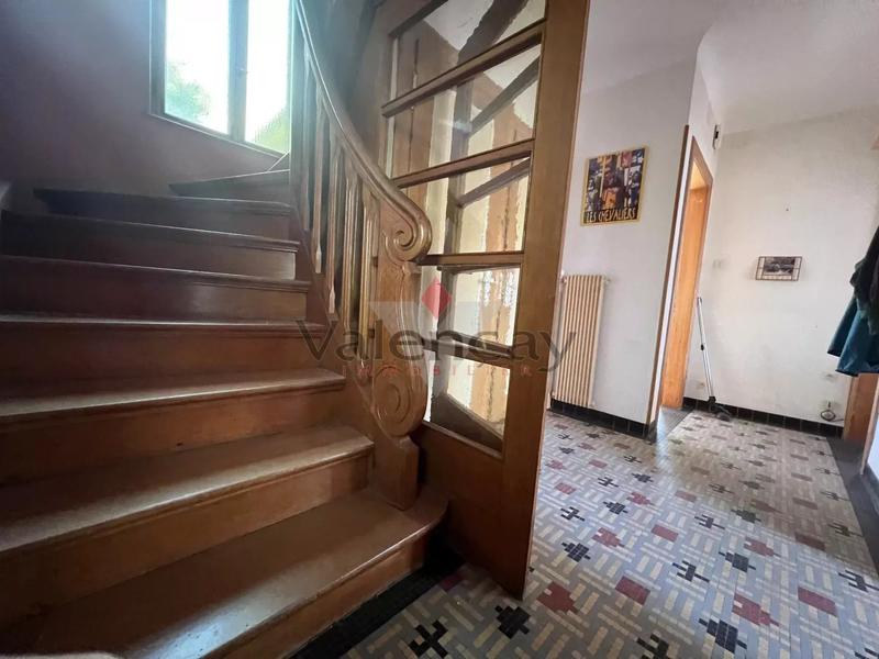 Maison - 95 m² - 5 pièces