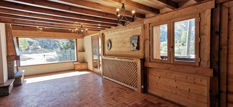 Maison - 418 m² - 12 pièces