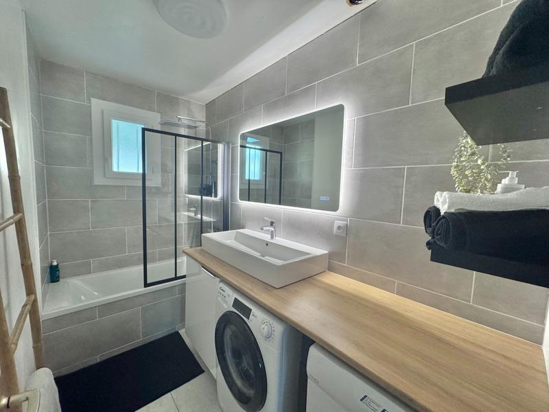 Maison - 95 m² - 6 pièces