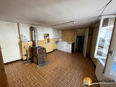 Maison - 96 m² - 5 pièces