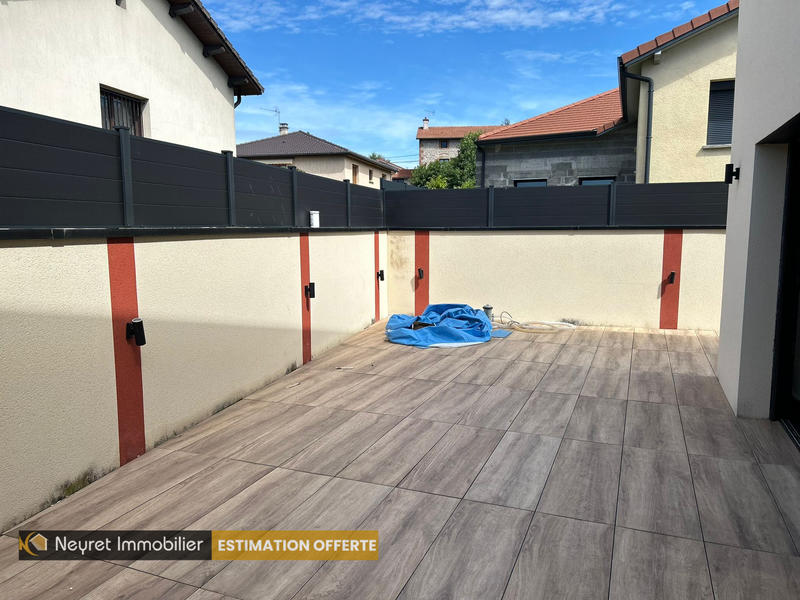 Maison - 122 m² - 5 pièces