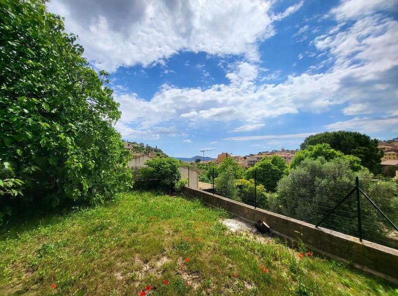 Maison traditionnelle - 172 m² - 6 pièces