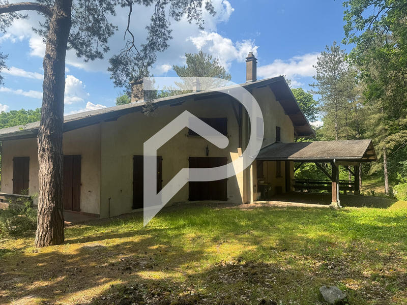 Maison - 339 m² - 12 pièces