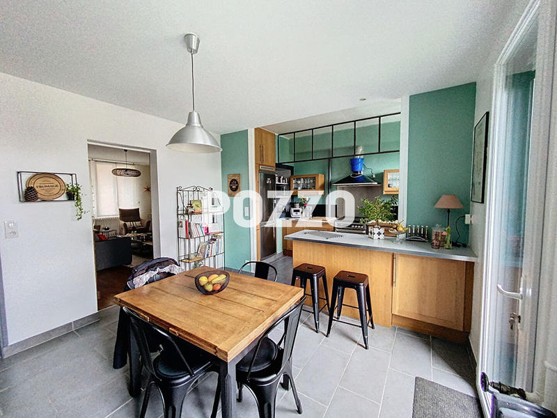 Maison - 150 m² - 8 pièces