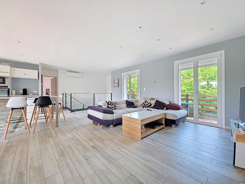 Maison - 135 m² - 5 pièces