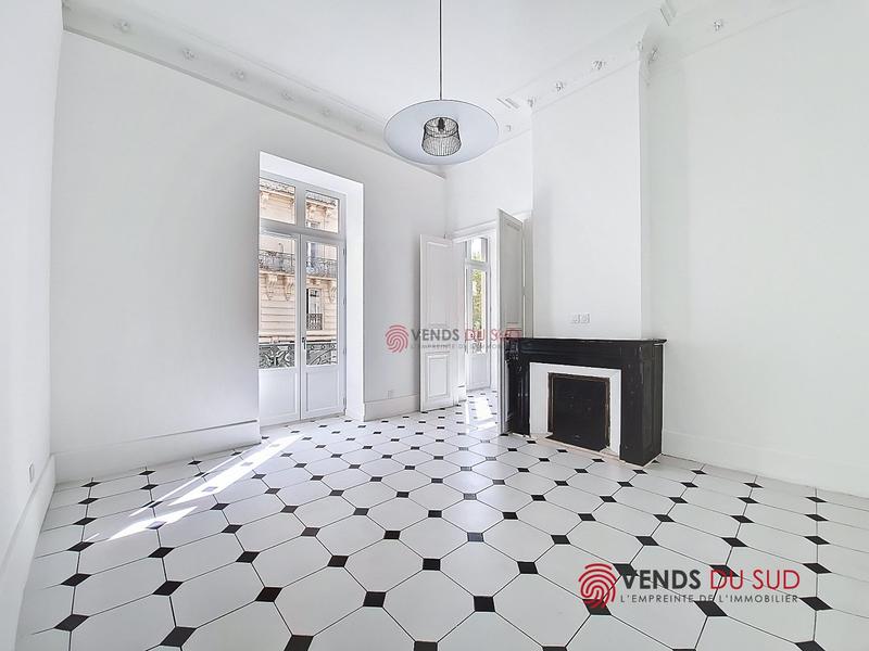 Appartement - 98 m² - 3 pièces